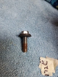 Washer Agitator Bolt/Gasket # W10772621 ------ FREE Shipping 🥳 - Picture 1 of 3