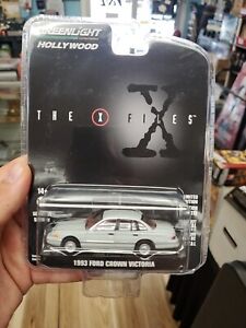 FORD Crown Victoria - 1993 The X-Files Greenlight 1:64 NEW RARE DIE-CAST CAR