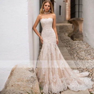 Sexy Mermaid Wedding Dresses Boat Neck Long Sleeved Lace Appliques Bridal Gowns - Image 1 of 4