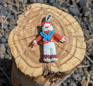 "Muñeca con cuentas vintage Zuni nativa americana Kachina hecha a mano ""Hombre tradicional"" - Imagen 1 de 7
