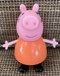 Peppa Pig’s Mother Mom Mummy Pig Figure Cake Topper Pvc Figurine New 3” Rare - Picture 1 of 7