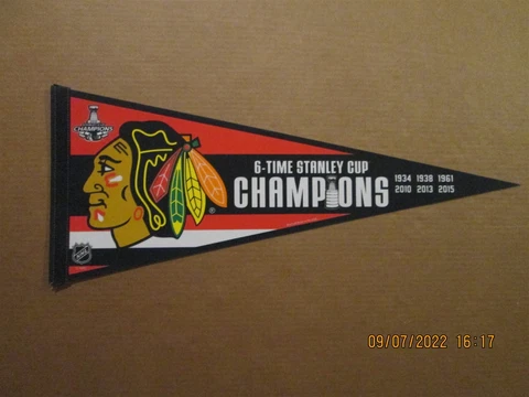 NHL Chicago Blackhawks Vintage 6-Time Stanley Cup Champions Pennant #1 Cover