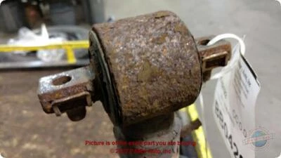 Puntal de suspensión delantera usado se adapta a: Chevrolet Suburban 1500 2011 grado delantero delantero Foto 1 de 4