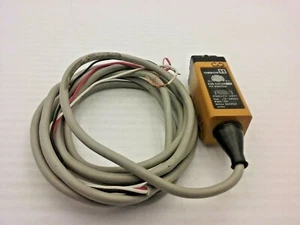 OMRON E3S-X2CE4 PHOTOELECTRIC SENSOR FIBER OPTIC 12-24VDC - Picture 1 of 5
