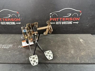 Pedales de freno Subaru Impreza WRK 2.0 2004 turbo embrague Foto 1 de 4