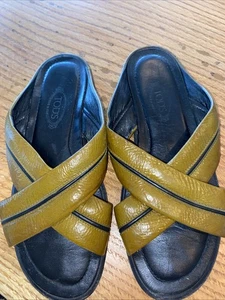 Tod's Damen Leder offene Zehenpartie Sandalen Schuhe grün Größe US 7 1/2 - Bild 1 von 5