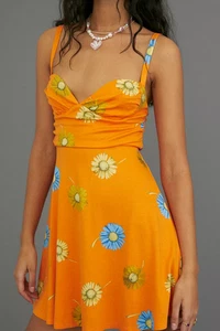 URBAN OUTFITTERS MARIANNE FLORAL Y2K MINI DRESS SIZE M BABYDOLL SWEETHEART DAISY - Picture 1 of 8