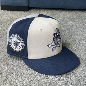 New Era Dallas Cowboys Fitted Hat 1960 Patch Retro Logo Size 7 3/4 NFL - Picture 1 of 9