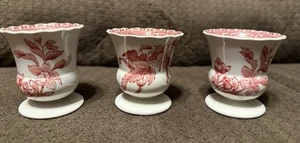Tre portauovo rosso Copeland Spode Camilla senza patatine o crepe. Bellissimo pezzo - Foto 1 di 5