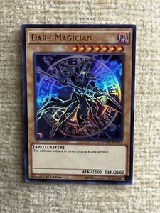 Yu-Gi-Oh Dunkler Magier MVP1-DE054 Ultra Rare 1. Auflage Near Mint Zustand - Bild 1 von 3