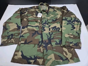 NEU Military Issue Woodland Camo Rip Stop Combat Pattern Bluse M-R #7840 - Bild 1 von 5