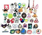 Offre de lot assortiment Disney Pins 25 offres ~ pas de doublons ~ flambant neuf ~ négociable