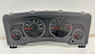 2008 Jeep Patriot & Compass speedometer cluster NON-message type w manual locks - Image 1 of 4