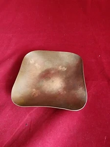 Antiguo plato de cobre Hagenauer WHW martillado a mano de 1930 hecho a mano 6" - Imagen 1 de 5