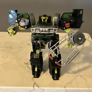 Hasbro Transformers Night Ops Ratchet Hunt For The Decepticons Voyager Class - Picture 1 of 7