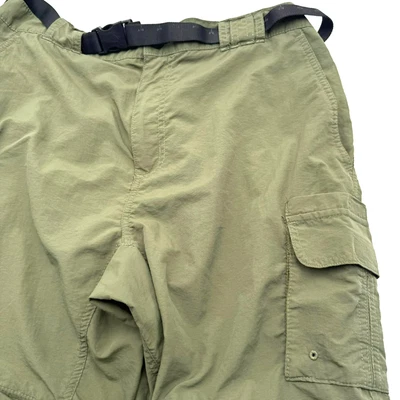 MAGELLAN Men Large Green Convertible Cargo Pant Shorts Fish Gear Water Repellent - Image 1 of 4