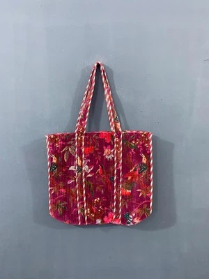Bolsos de hombro acolchados con estampado de pájaros rojos indios para mujer Bolsos de mano de terciopelo de playa Foto 1 de 4