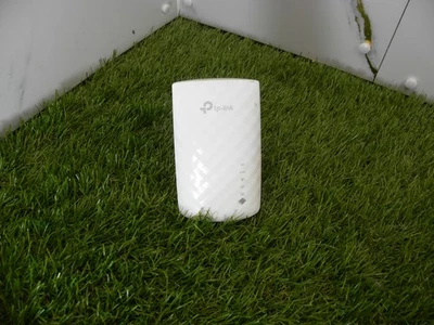 TP-LINK Ac750 Universal Dual Band W-Fi Range Extender RE200 UK SELLER #994 - Image 1 of 3