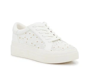 Woman's Fashion Sneakers Jessica Simpson Cherello Platform Sneaker - Picture 1 of 8