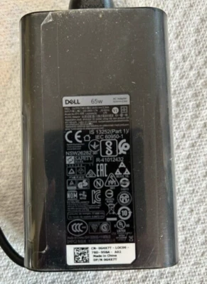 Genuine Dell AC Adapter 65W LA65NM130 19.5V 3.34A Laptop Charger - Large Barrel - Image 1 of 4