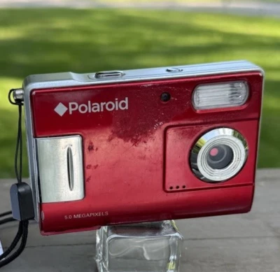 Polaroid Digital Camera a300 5MP Red Tested #a300 - Image 1 of 4
