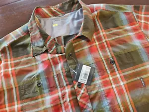 Eddie Bauer Shirt Men 2XL Short Sleeve Green Nylon blend Fishing Button Down - Picture 1 of 7