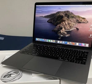 MacBook Air Retina 13" 2018 16 GB RAM 512 GB SSD space grau - Bild 1 von 3