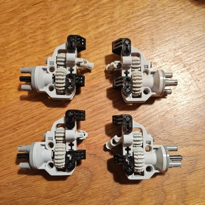 4x LEGO Steering Wheel Portal with hub, gear, supports big wheel new OEM parts - Image 1 of 3