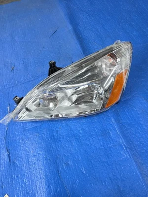 FARO LATERAL IZQUIERDO HONDA ACCORD 2003-2007 FARO HALÓGENO.  Foto 1 de 4