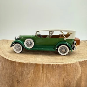 Green Diecast Rio Made in Italy Lincoln 1928 1:43 Scale Collectors Car - Picture 1 of 10