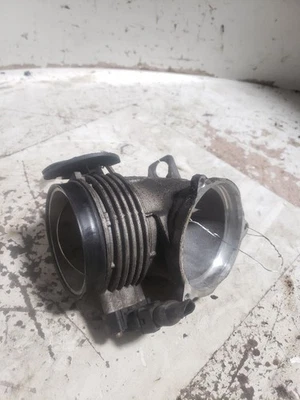 Throttle Body Throttle Body Assembly Fits 93-98 BMW 740i 1326475 - Image 1 of 4