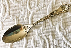 Antique Sterling REED & BARTON INTAGLIO 1905 multi-motif Teaspoon No Mono - Picture 1 of 11