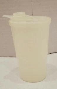 Tupperware 640 Sweet Saver Syrup Honey Sugar Spout Dispenser w/ 641 642 643 Lid - Picture 1 of 7