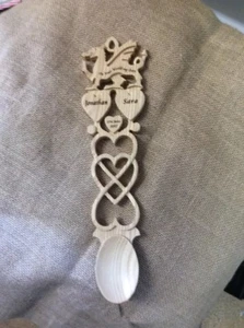 Wooden love spoon, Made in Wales, any occasion, wedding christening engraved - Picture 1 of 1