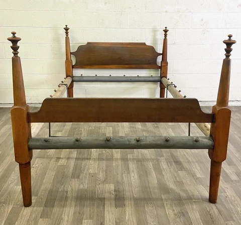 Antique Twin or 3/4 Size Rope Poster Bed Cover