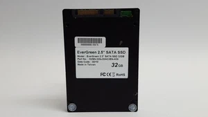 Lot of 2 InnoDisk D2SN-32GJ20AC2EN 32 GB SATA I 2.5 in Solid State Drive - Picture 1 of 3