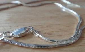24" Sterling Silver 1.5-2mm Octagonal 8 Sided Snake 10 grams Chain Necklace - Picture 1 of 2