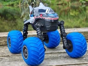 Control remoto buggy rastreador camión monstruo carreras de tiburones todoterreno 4x4 coche de radiocontrol juguete - Imagen 1 de 24