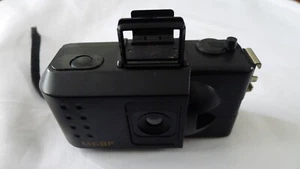 Cámara compacta apuntar y disparar 35 mm enfoque fijo M68F - Imagen 1 de 8