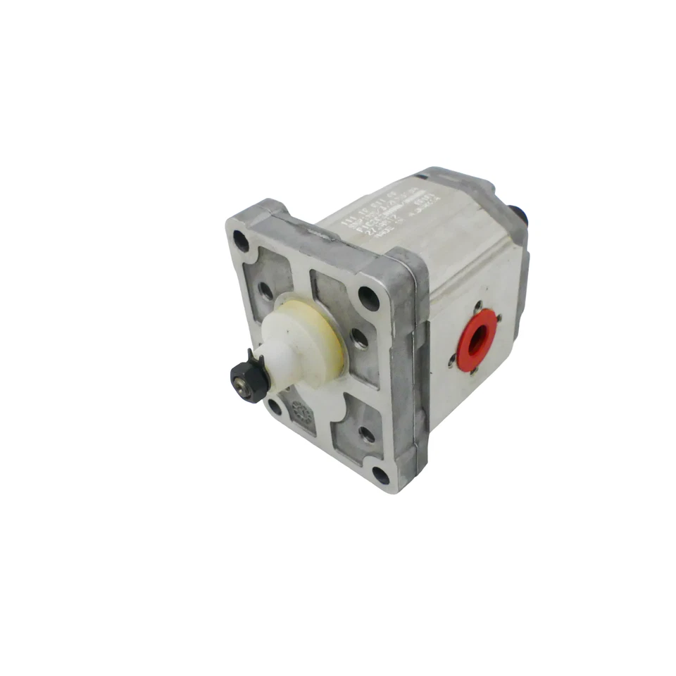 Pompa ad ingranaggi SAUER DANFOSS 111.10.011.00 SNP1NN/302LN01BA P1C2C2NNNNN/NNNNN -inutilizzata- - Immagine 1 di 4