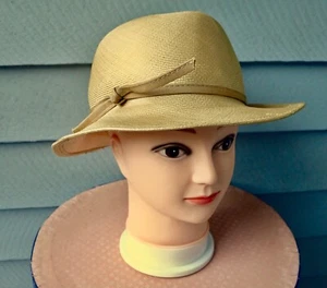 VTG PANAMA HAT W's "GEORGI." BRAID TRIM. 22" INSIDE CIRCUMFERENCE. GREAT COND. - Picture 1 of 9