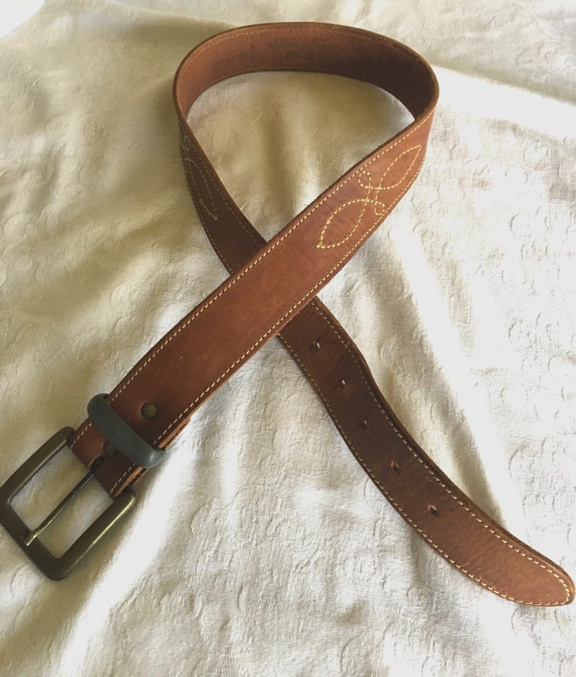BELT Tan LEATHER Contrast stitching Metal buckle & Keep Sporstgirl Sz 30Ins 76cm - image 1 of 4