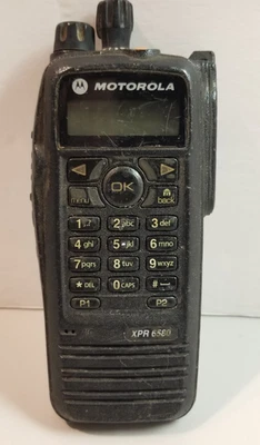 Motorola MotoTRBO XPR6580 Model: AAH55UCH9LB1AN Parts only - Image 1 of 4
