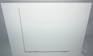 Neu Apple MacBook Air Z1DG000G3 M4 10 CPU/10 GPU/32GB/2TB/15" Starlight Garantie - Bild 1 von 2