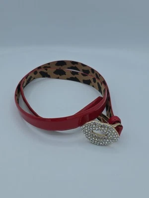 Betsey Johnson Rhinestone Lips Red Faux Patent Leather Belt Gold Buckle M - Image 1 of 4