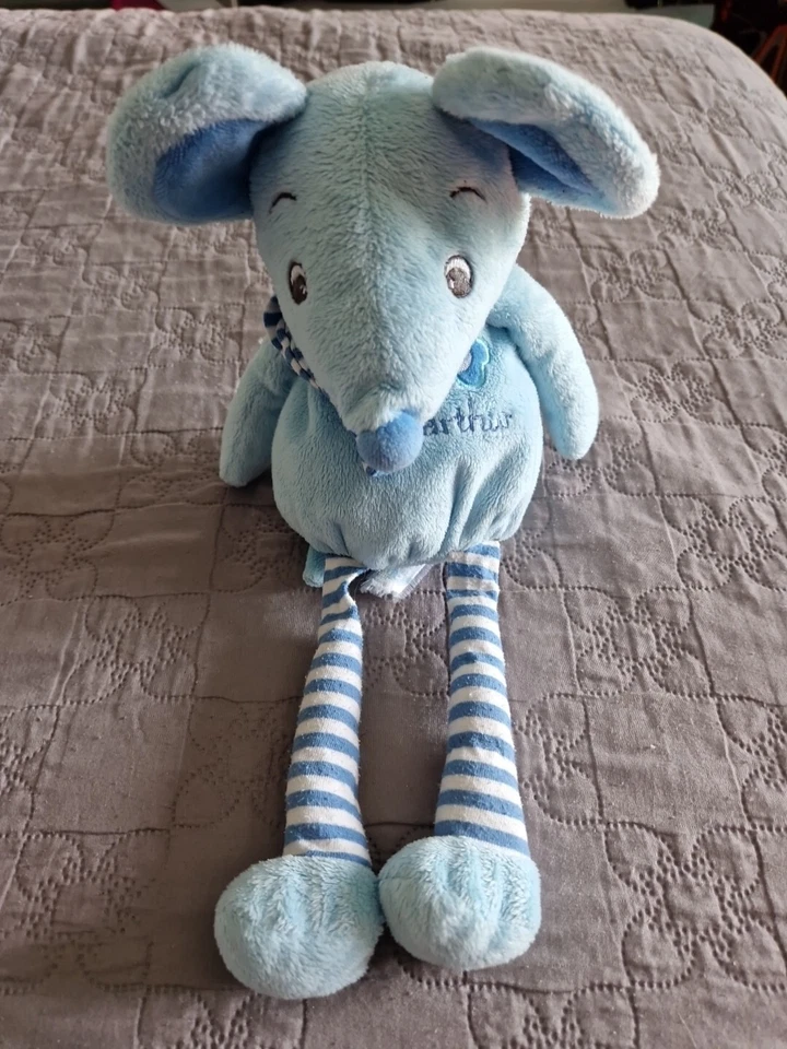 DOUDOU PELUCHE SOURIS BLEU BLANC ARTHUR ET LOLA BEBISOL TBE 37 cm - Imagen 1 de 1