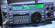 Icom IC-735 HF Amateur Radio Transceiver