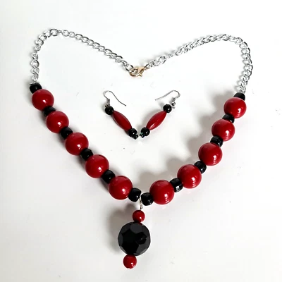Fashion Jewelry Red Black Beaded Necklace 12" Matching Earrings Silver Chain - Image 1 of 4
