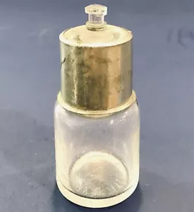 Antike 1890er Jahre Apothekerglas Medizinflasche mit Glasstopfen Metallhülle - Bild 1 von 7