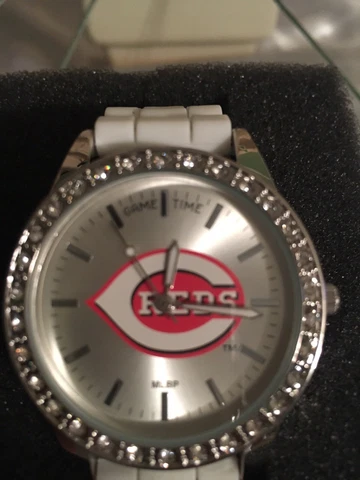 Cincinnati Reds Women’s Rhinestone Watch Cover
